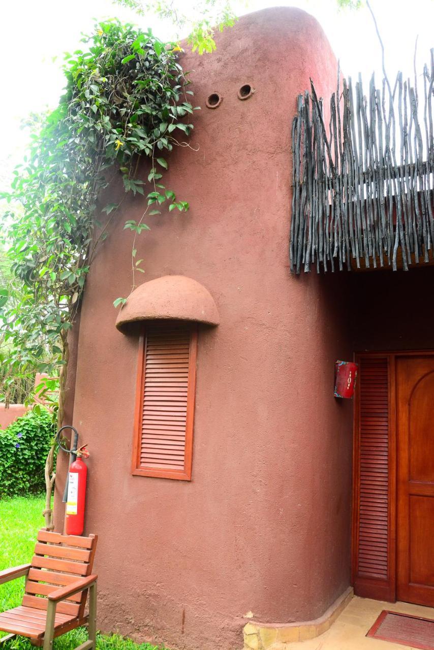 Amboseli Serena Safari Lodge Eksteriør billede