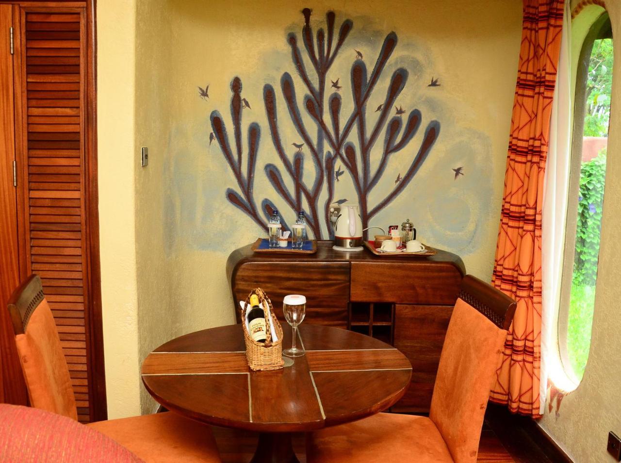 Amboseli Serena Safari Lodge Eksteriør billede